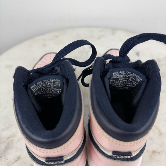 Air Jordan 1 Retro High OG "Bubble Gum" Sneakers Size 13 Kids - Picture 6 of 9